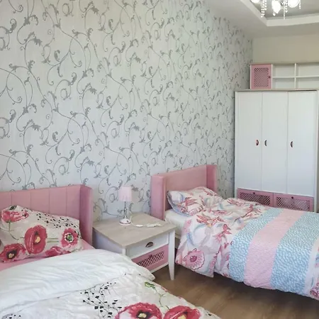Apartment Furnished In Western *